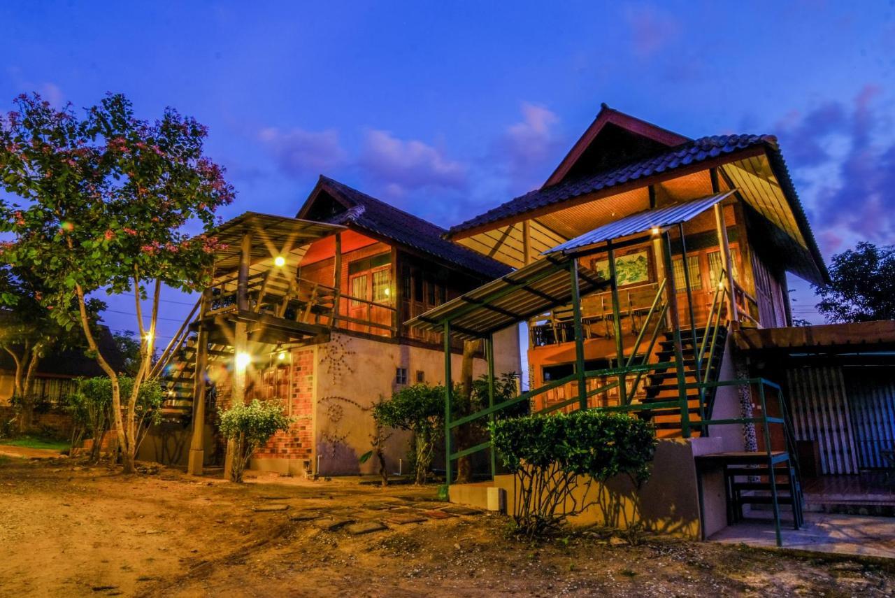 Hotel Pai Tewdoi Garden ปาย ทิวดอย การ์เด้น Zewnętrze zdjęcie