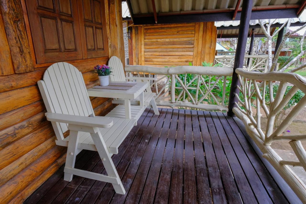 Hotel Pai Tewdoi Garden ปาย ทิวดอย การ์เด้น Zewnętrze zdjęcie